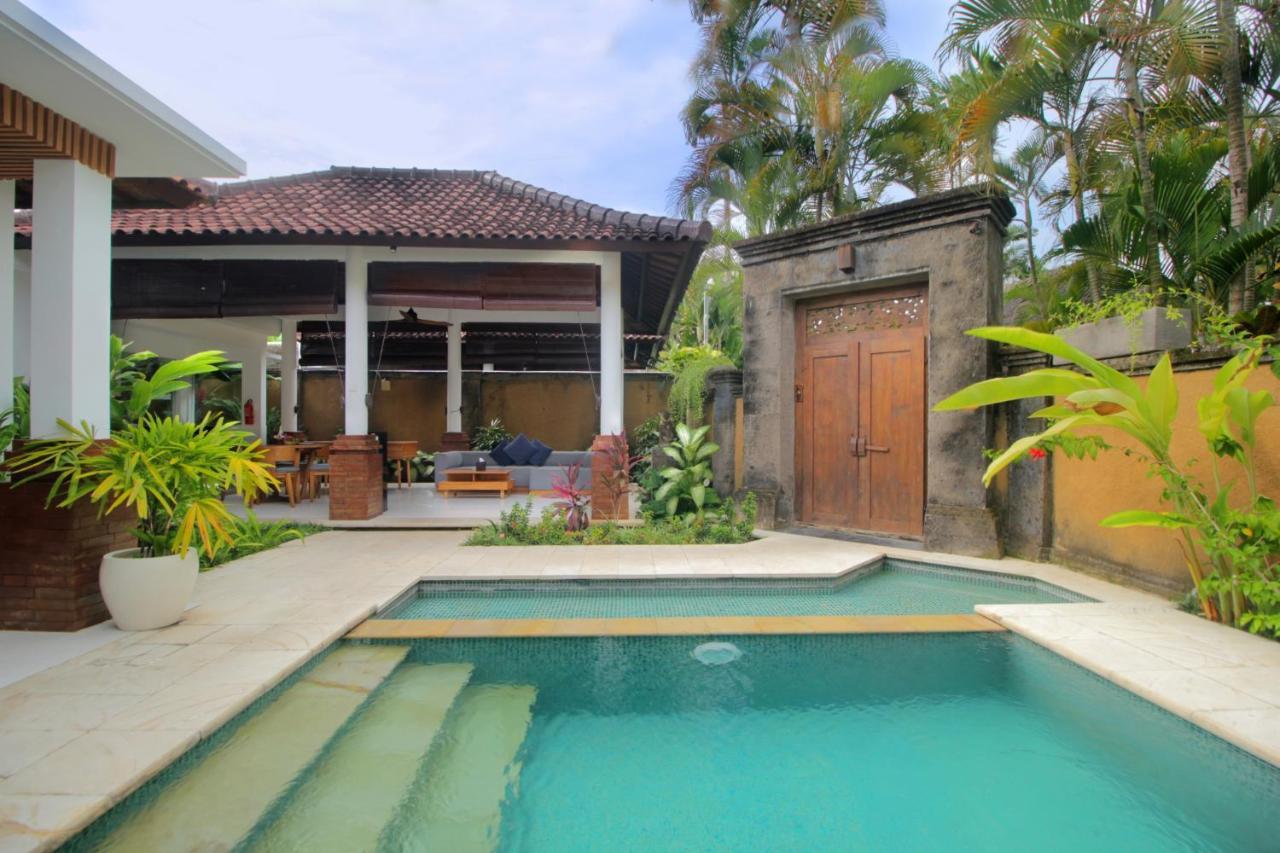 Sagara Villas And Suites Sanur By Ahm Buitenkant foto A villa in Bali, Indonesia