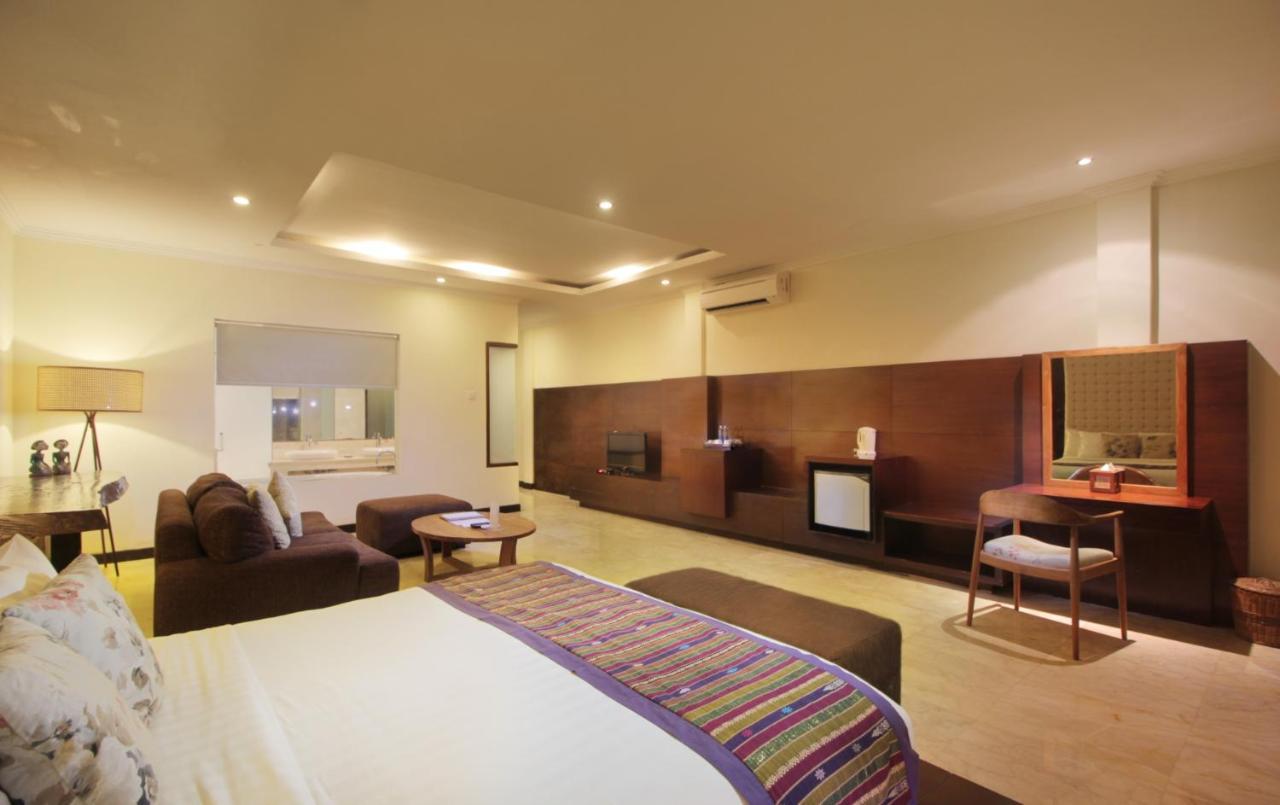 Sagara Villas And Suites Sanur By Ahm Buitenkant foto Suite at the Park, Hyderabad