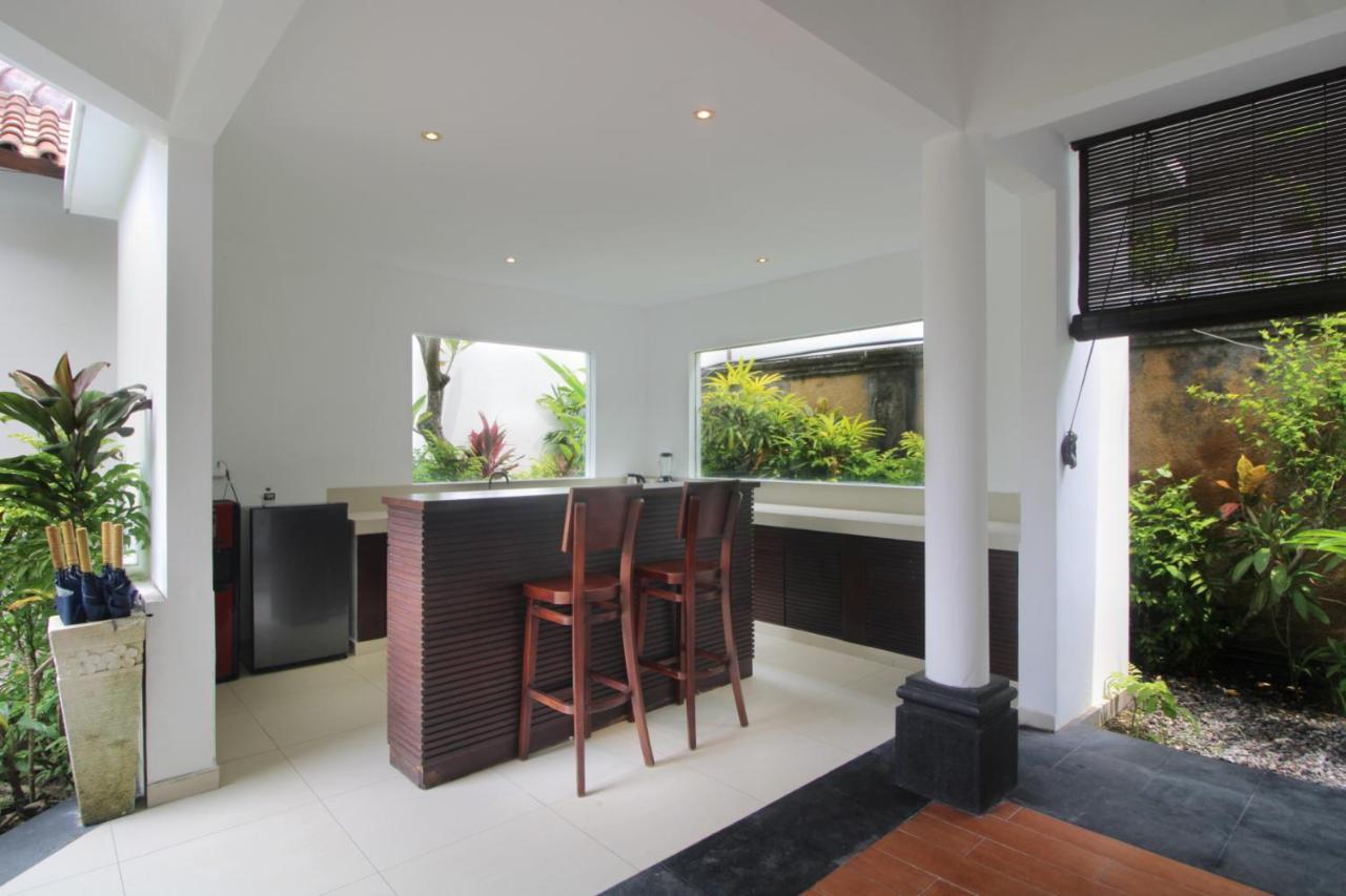 Sagara Villas And Suites Sanur By Ahm Buitenkant foto A wet kitchen in a private home