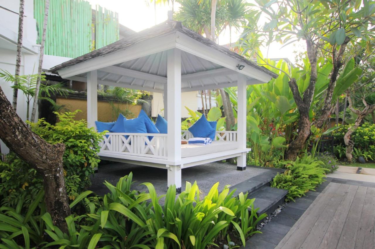 Sagara Villas And Suites Sanur By Ahm Buitenkant foto A gazebo in Bali, Indonesia