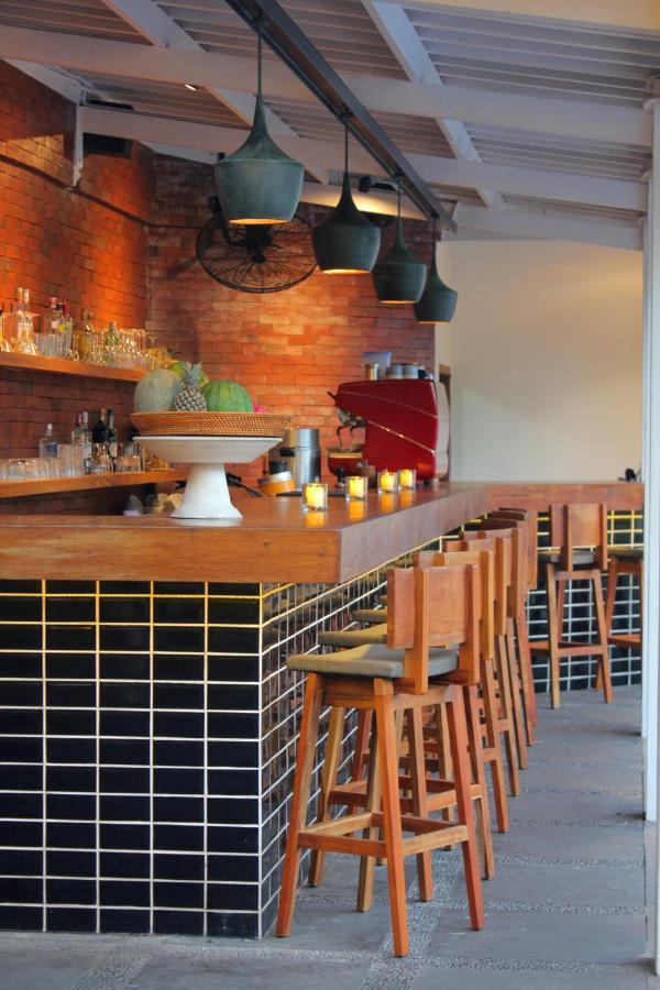 Sagara Villas And Suites Sanur By Ahm Buitenkant foto A coffee bar