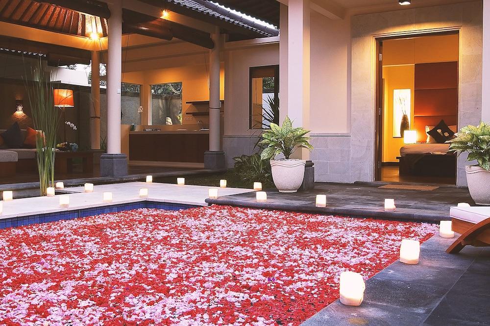 Sagara Villas And Suites Sanur By Ahm Buitenkant foto The lobby of the hotel